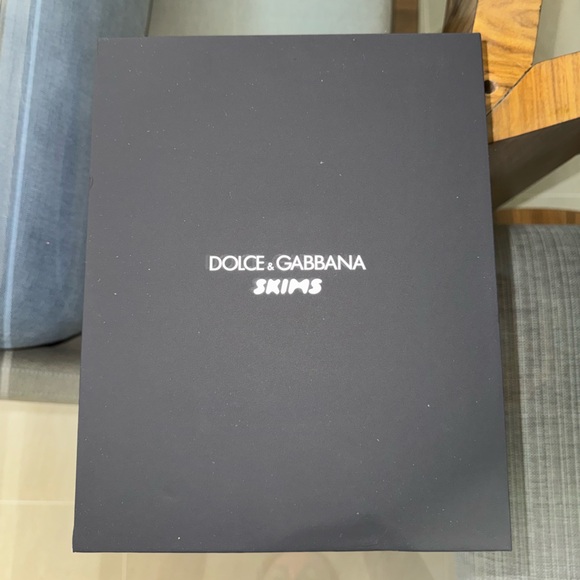 SOLD 🐆 NWT Dolce&Gabbana X Skims Body Bodysuit Size M 🐆 - Picture 9 of 9